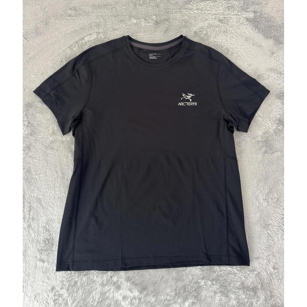 Arc'teryx Black Short Sleeve Logo T-Shirt Size L